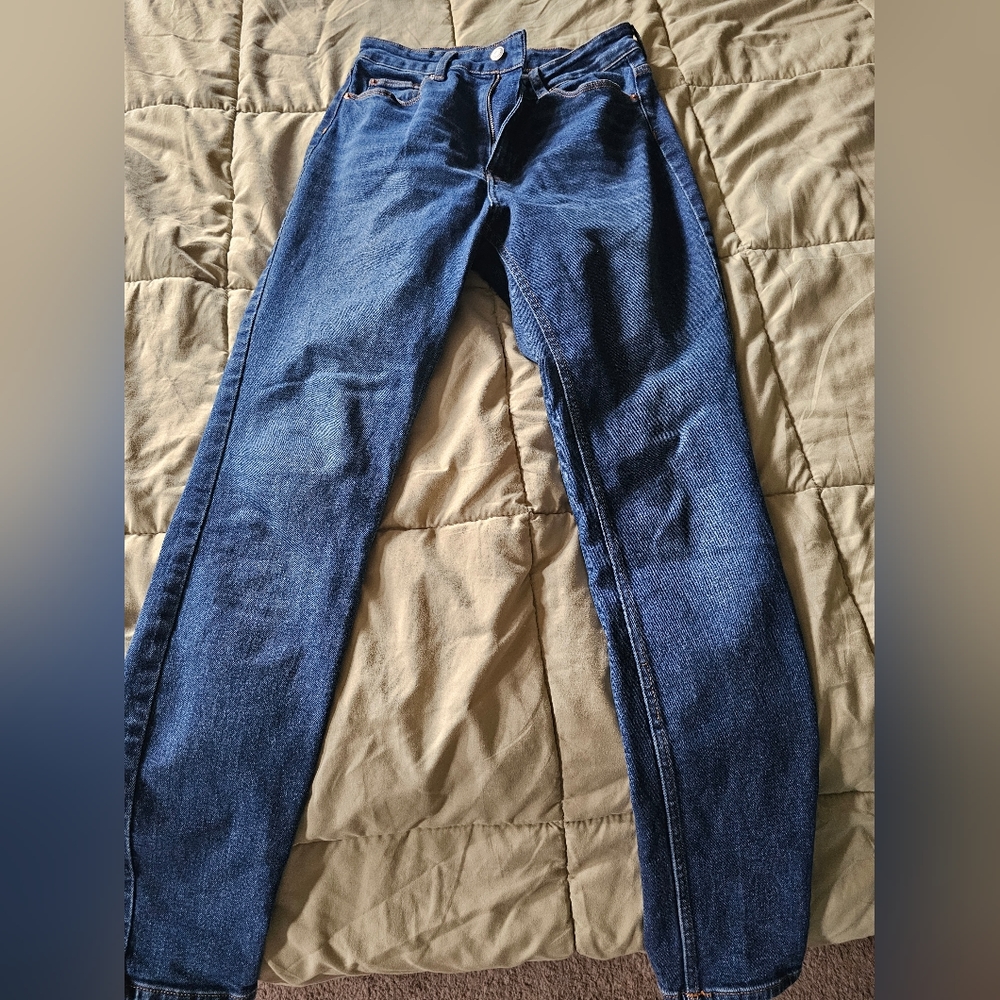 H&M high waist blue jean size 8